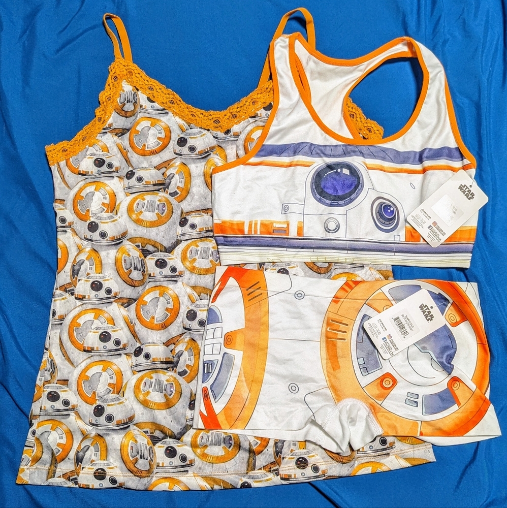 NWT Star Wars BB8 Nightwear and Underwear Set